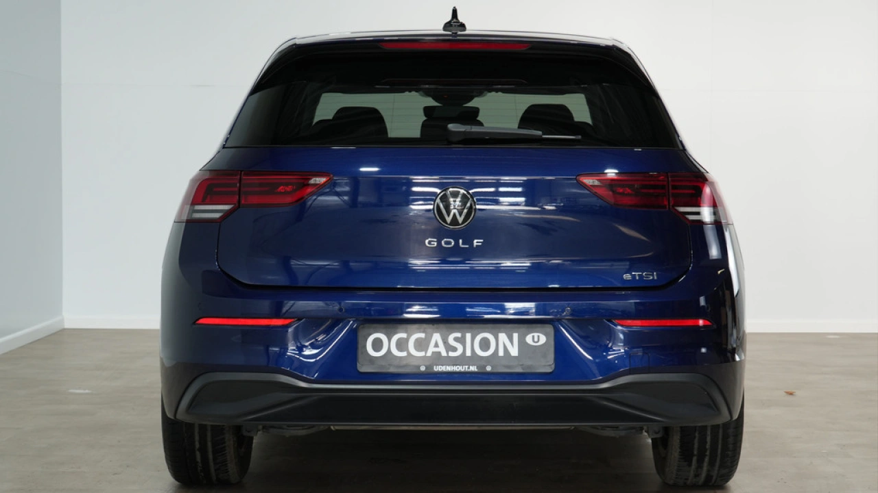 Volkswagen Golf 1.0 eTSI 110pk Life Business