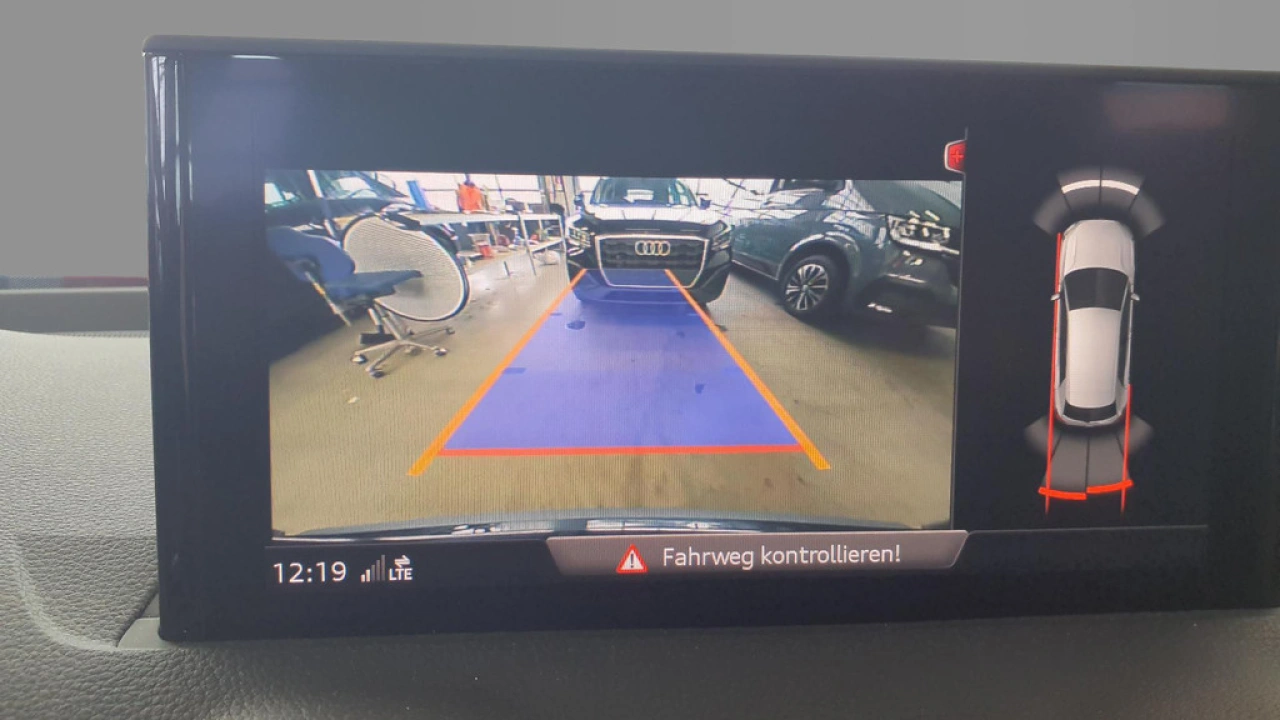 Audi Q2 35 TFSI 150pk Automaat Business Edition