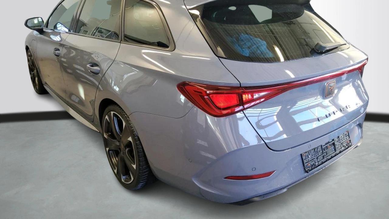 CUPRA Leon Sportstourer 1.4 TSI eHybrid 245pk PHEV VZ Performance
