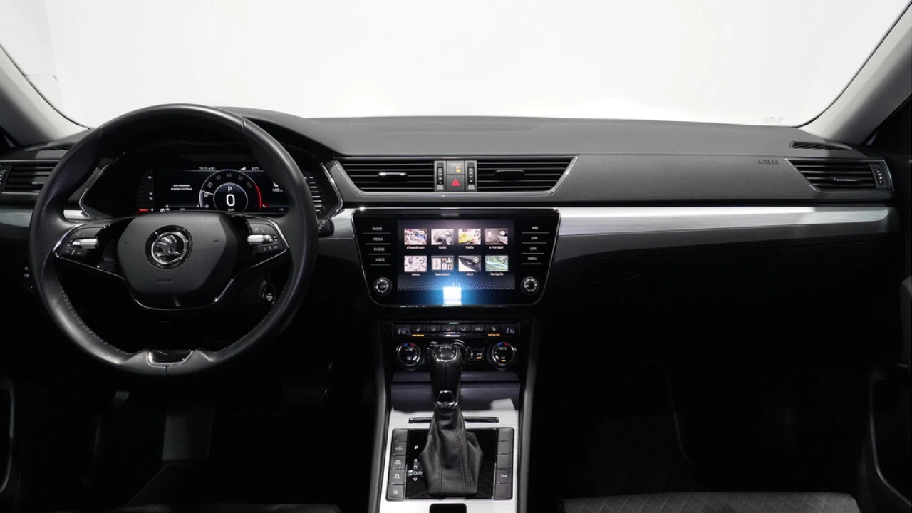 Škoda Superb Combi 1.4 TSI iV 204pk Business Edition Plus