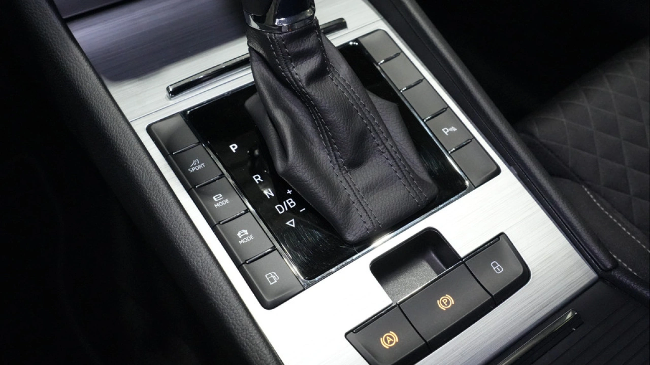 Škoda Superb Combi 1.4 TSI iV 204pk Business Edition Plus