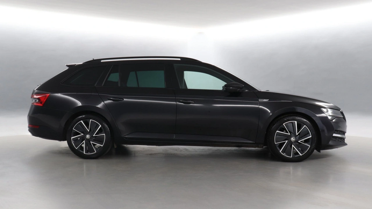 Škoda Superb Combi 1.5 TSI 150pk ACT Sportline Business DSG