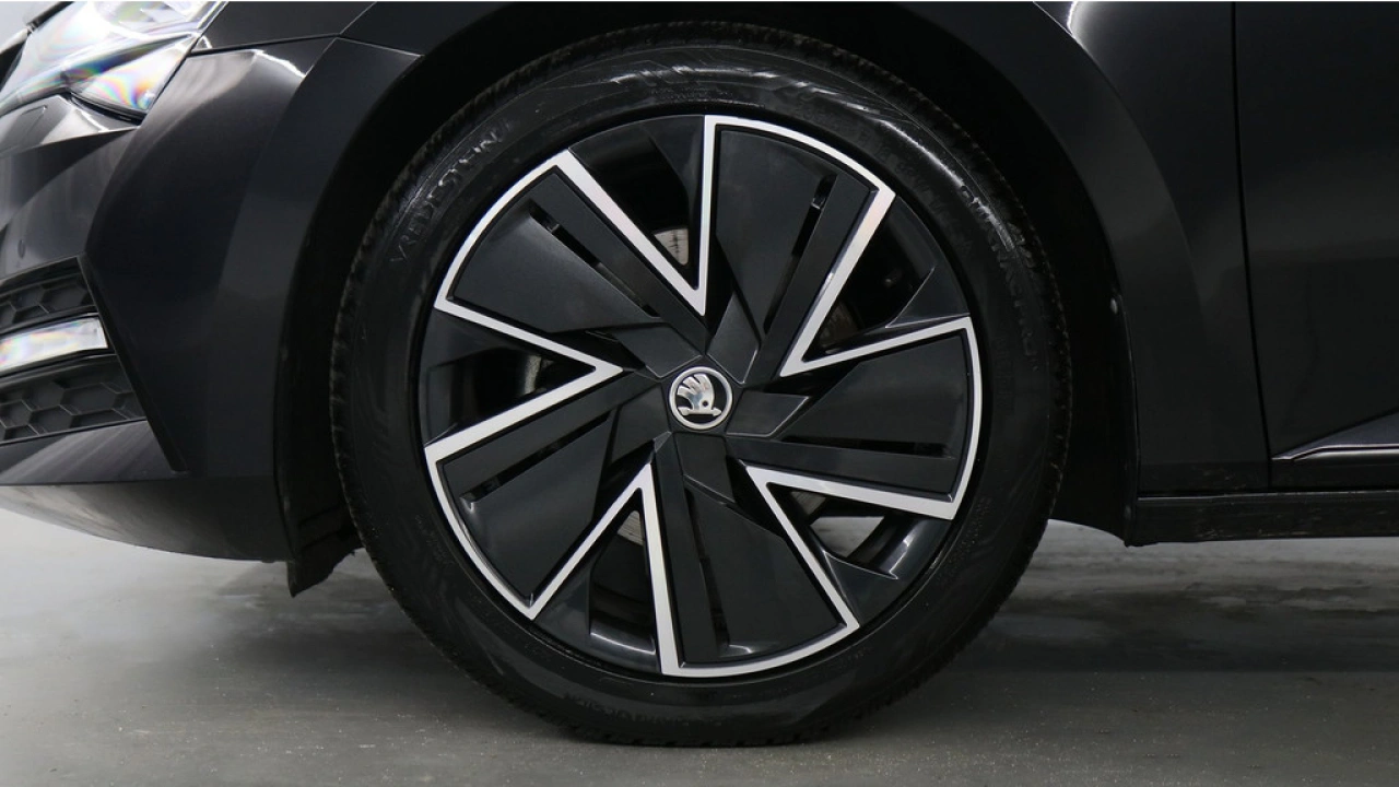 Škoda Superb Combi 1.5 TSI 150pk ACT Sportline Business DSG