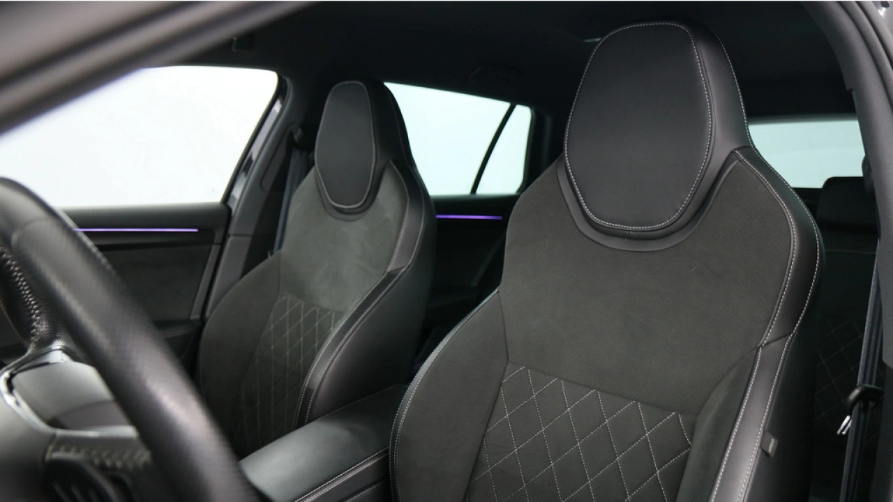 Škoda Superb Combi 1.5 TSI 150pk ACT Sportline Business DSG