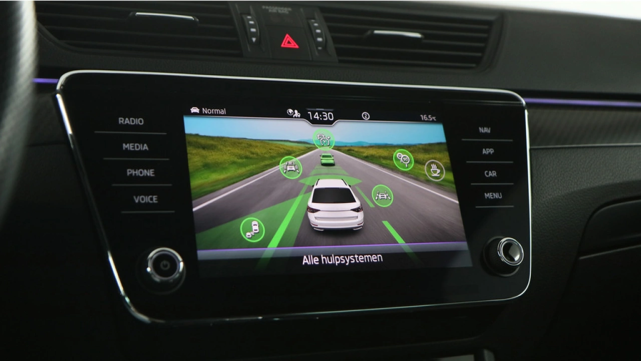 Škoda Superb Combi 1.5 TSI 150pk ACT Sportline Business DSG