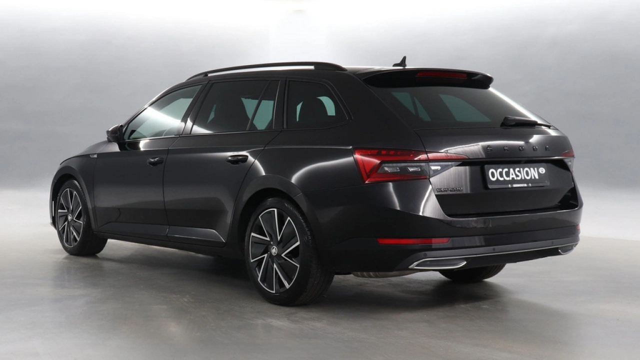 Škoda Superb Combi 1.5 TSI 150pk ACT Sportline Business DSG