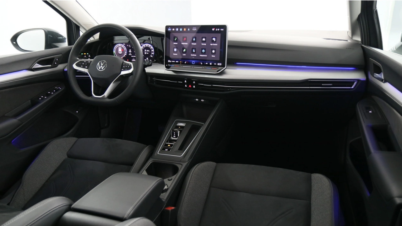 Volkswagen Golf 1.5 eHybrid 204pk Life Edition DSG