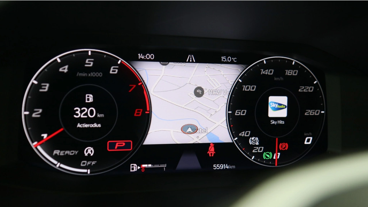 SEAT Leon Sportstourer 1.5 eTSI 150pk FR Business DSG