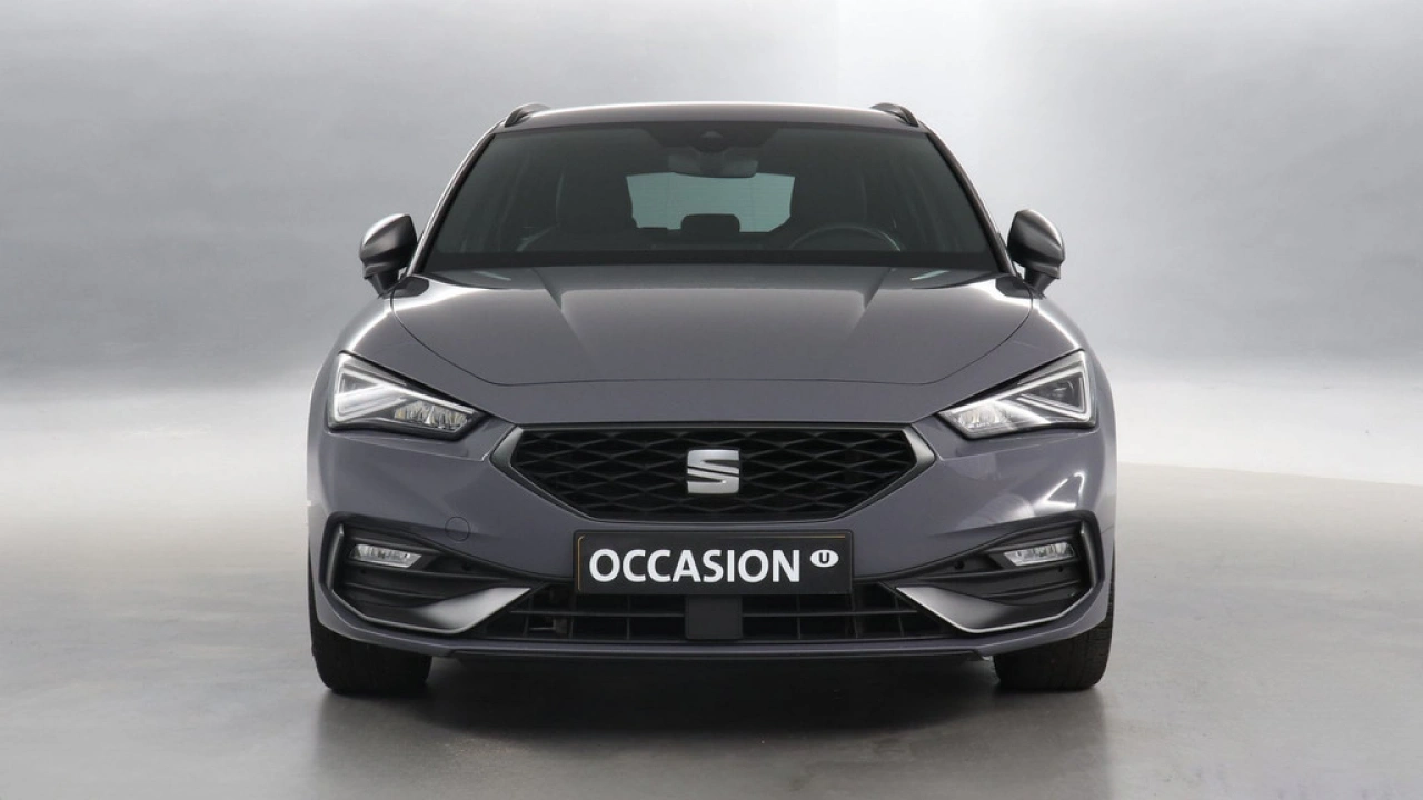 SEAT Leon Sportstourer 1.5 eTSI 150pk FR Business DSG