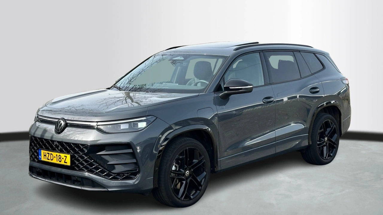 Volkswagen Tayron 1.5 eHybrid 272pk DSG R-Line Edition