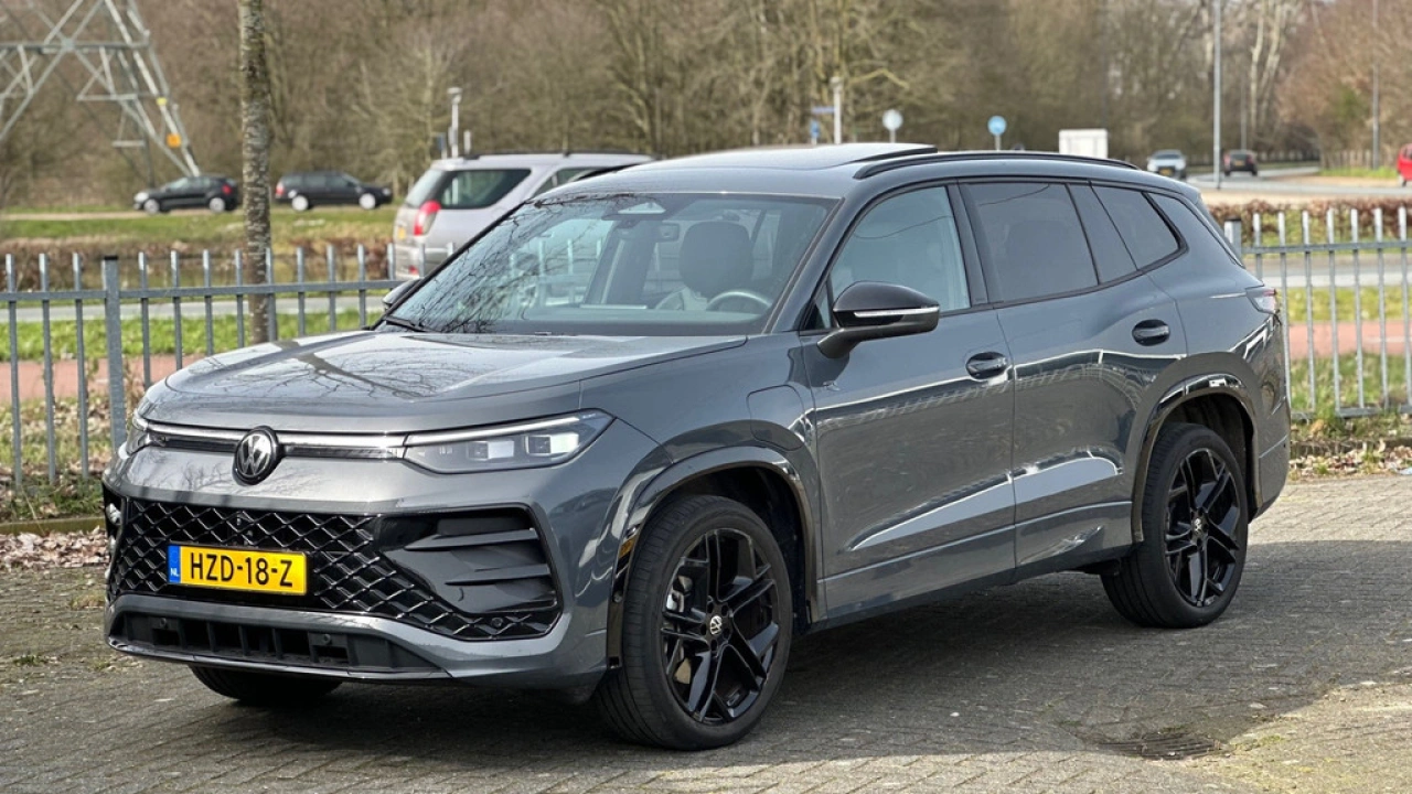Volkswagen Tayron 1.5 eHybrid 272pk DSG R-Line Edition