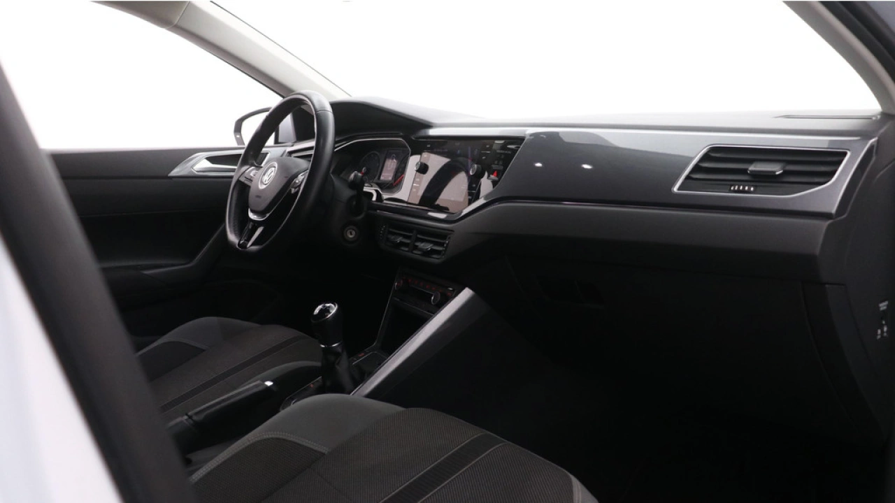 Volkswagen Polo 1.0 TSI 95pk Highline Navigatie Trekhaak