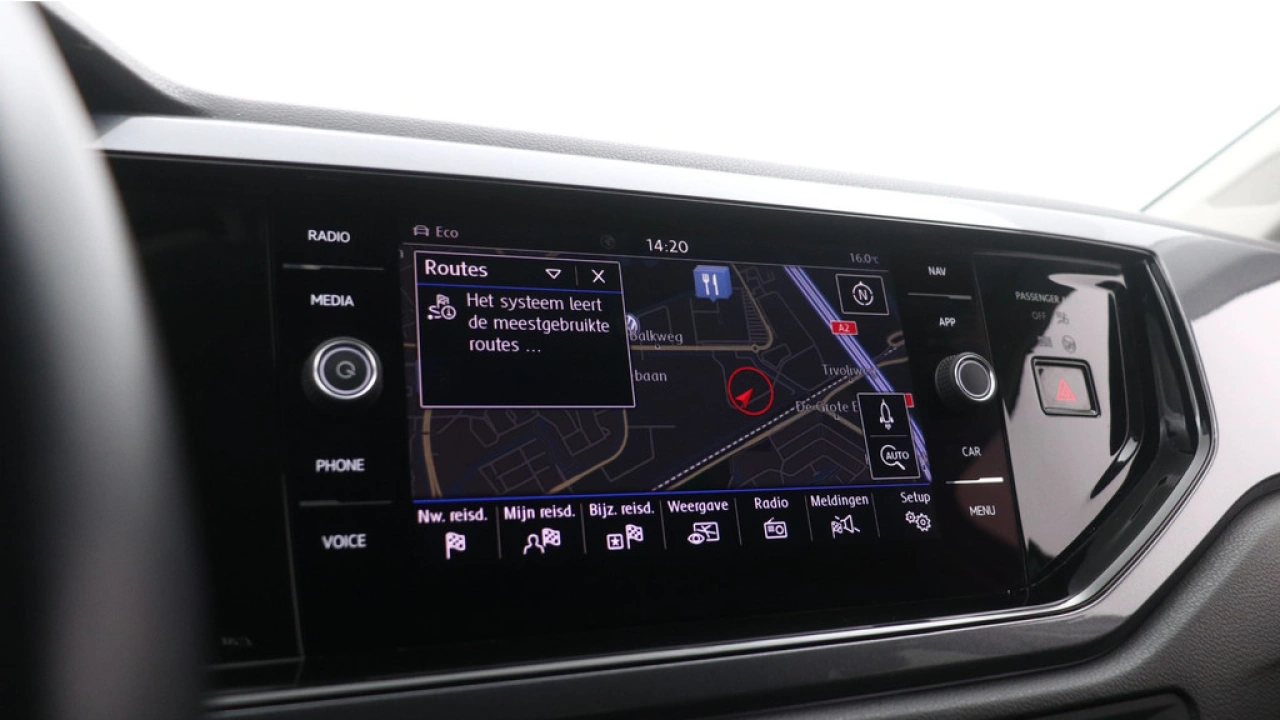 Volkswagen Polo 1.0 TSI 95pk Highline Navigatie Trekhaak