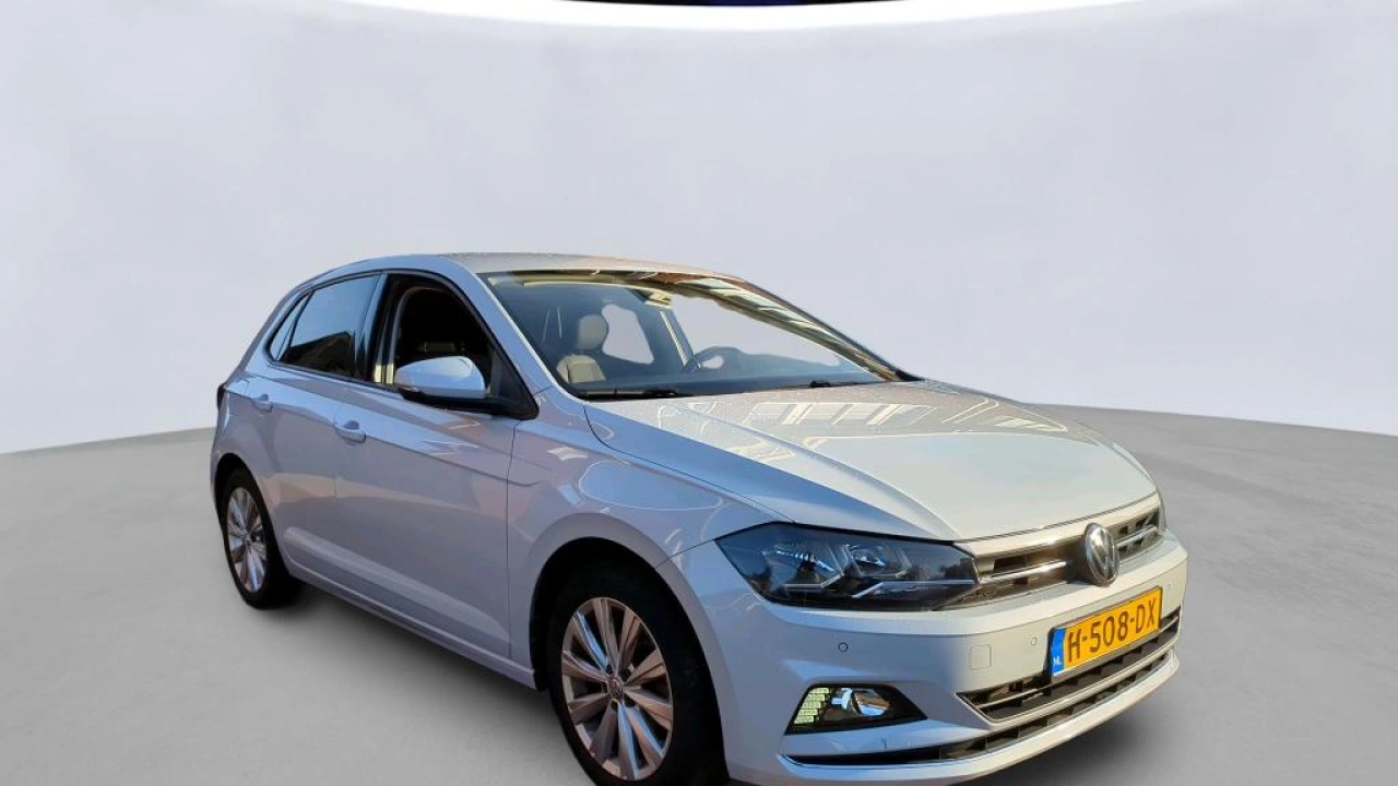 Volkswagen Polo 1.0 TSI 95pk Highline Navigatie Trekhaak