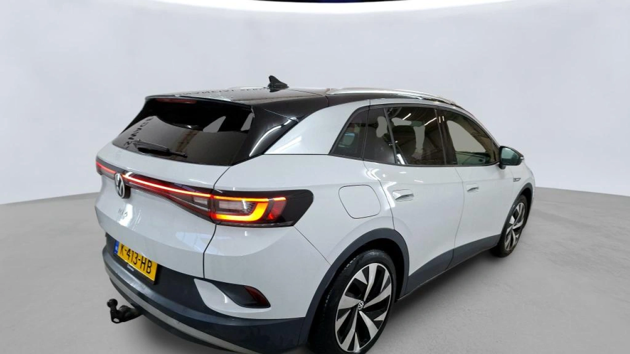 Volkswagen ID.4 First 77 kWh 204pk Navigatie Trekhaak