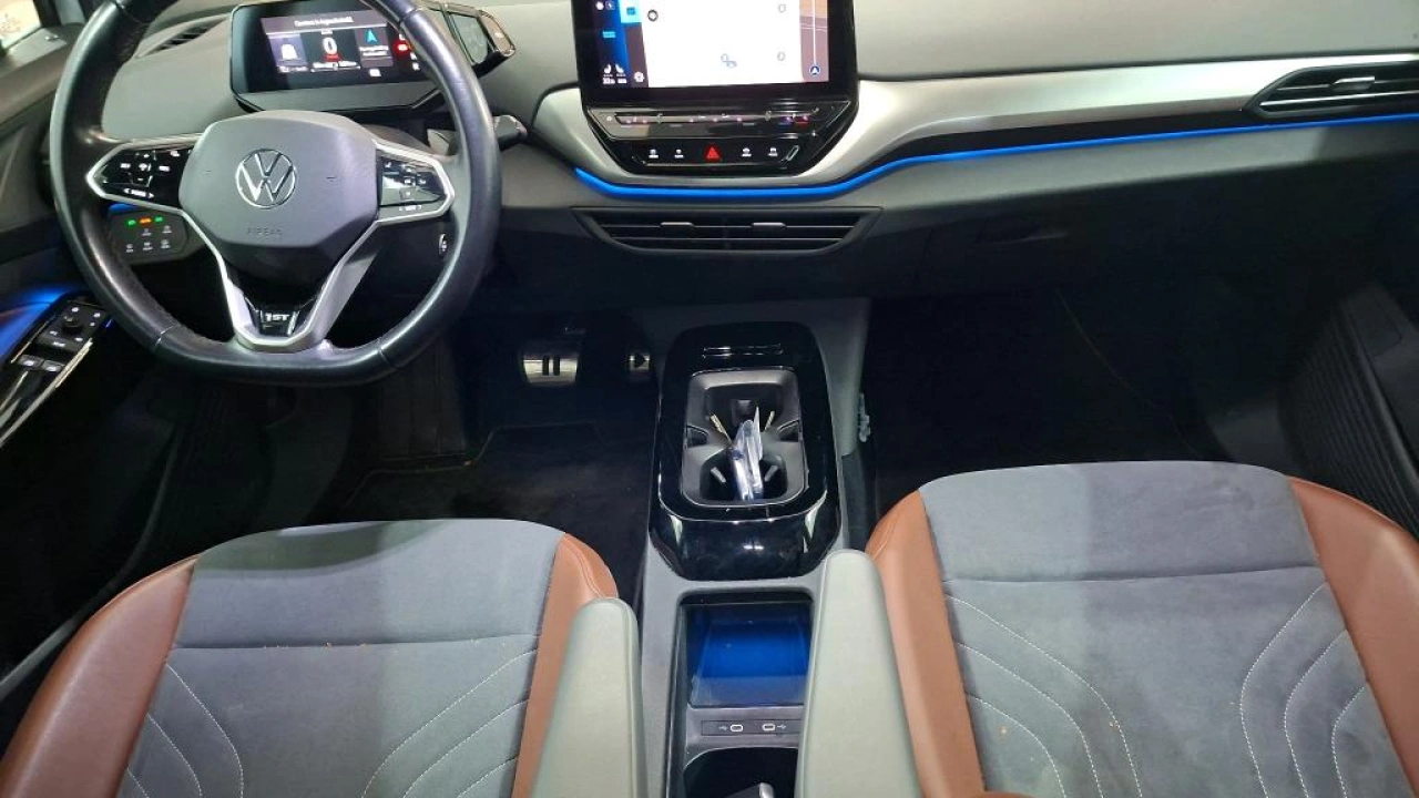 Volkswagen ID.4 First 77 kWh 204pk Navigatie Trekhaak