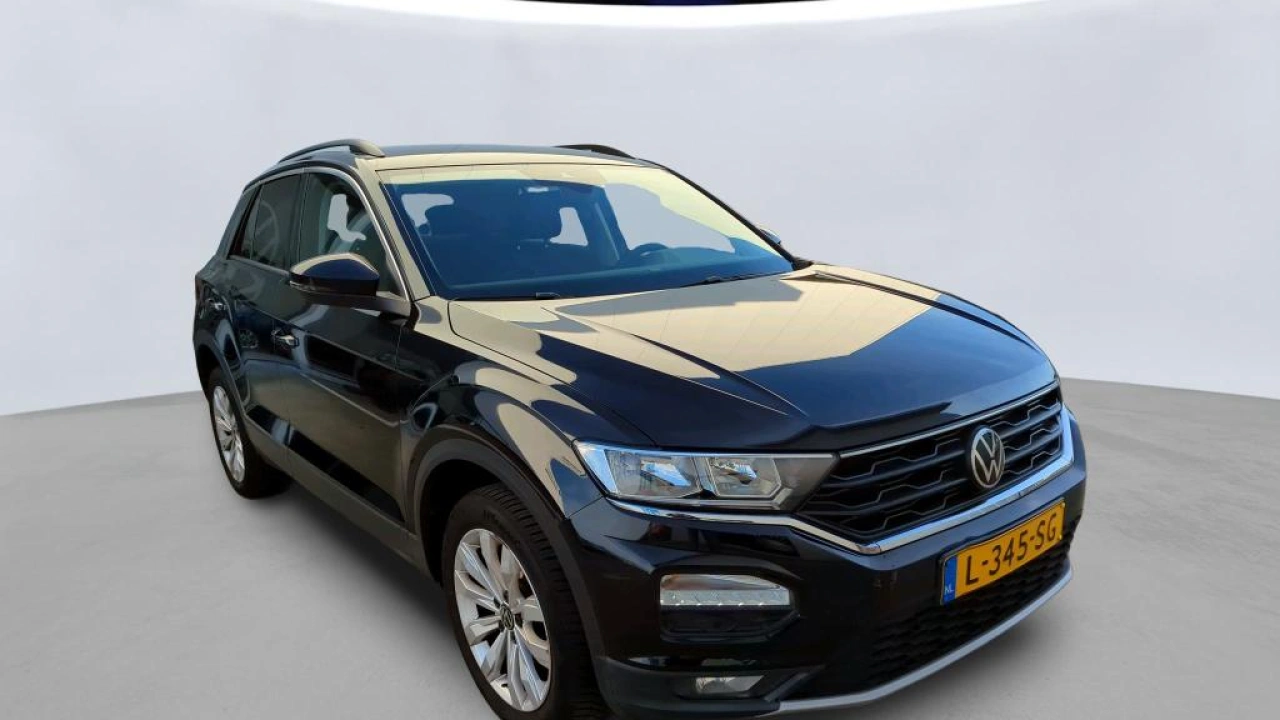 Volkswagen T-Roc 1.0 TSI 110pk Style Navigatie climatronic