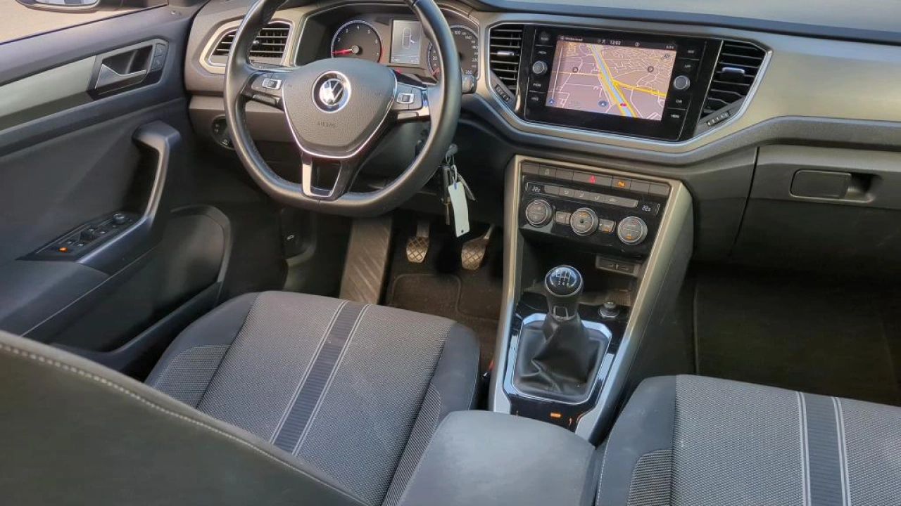 Volkswagen T-Roc 1.0 TSI 110pk Style Navigatie climatronic