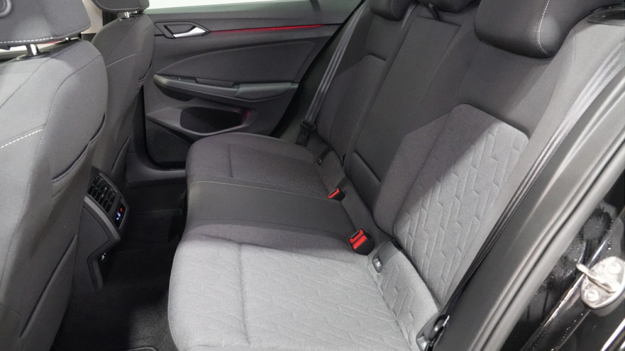 Volkswagen Golf 1.5 eHybrid 204pk Life Edition