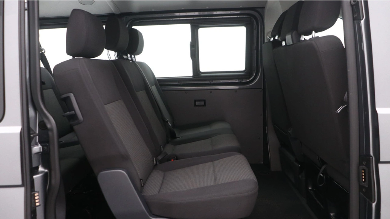 Volkswagen Transporter Kombi L2H1 2.0 TDI 150pk DSG