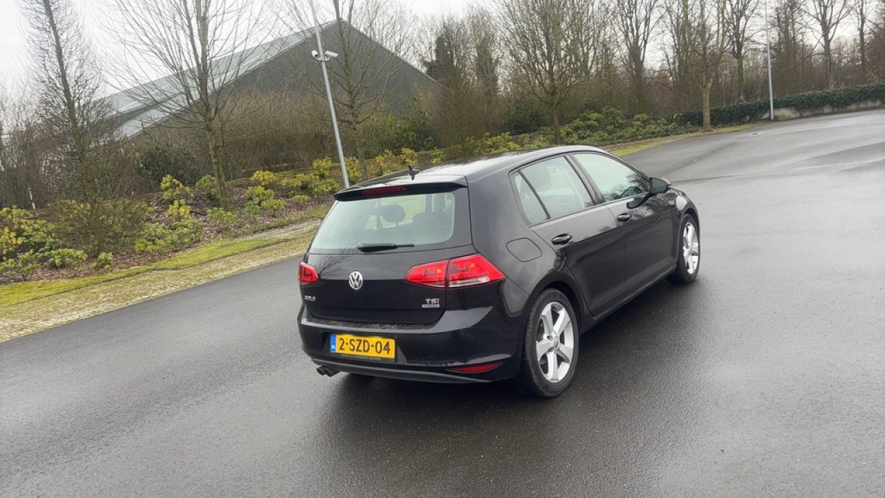 Volkswagen Golf 1.4 TSI 122pk Highline DSG
