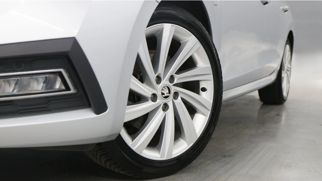 Škoda Octavia Combi 1.4 TSI iV PHEV Business Edition Plus