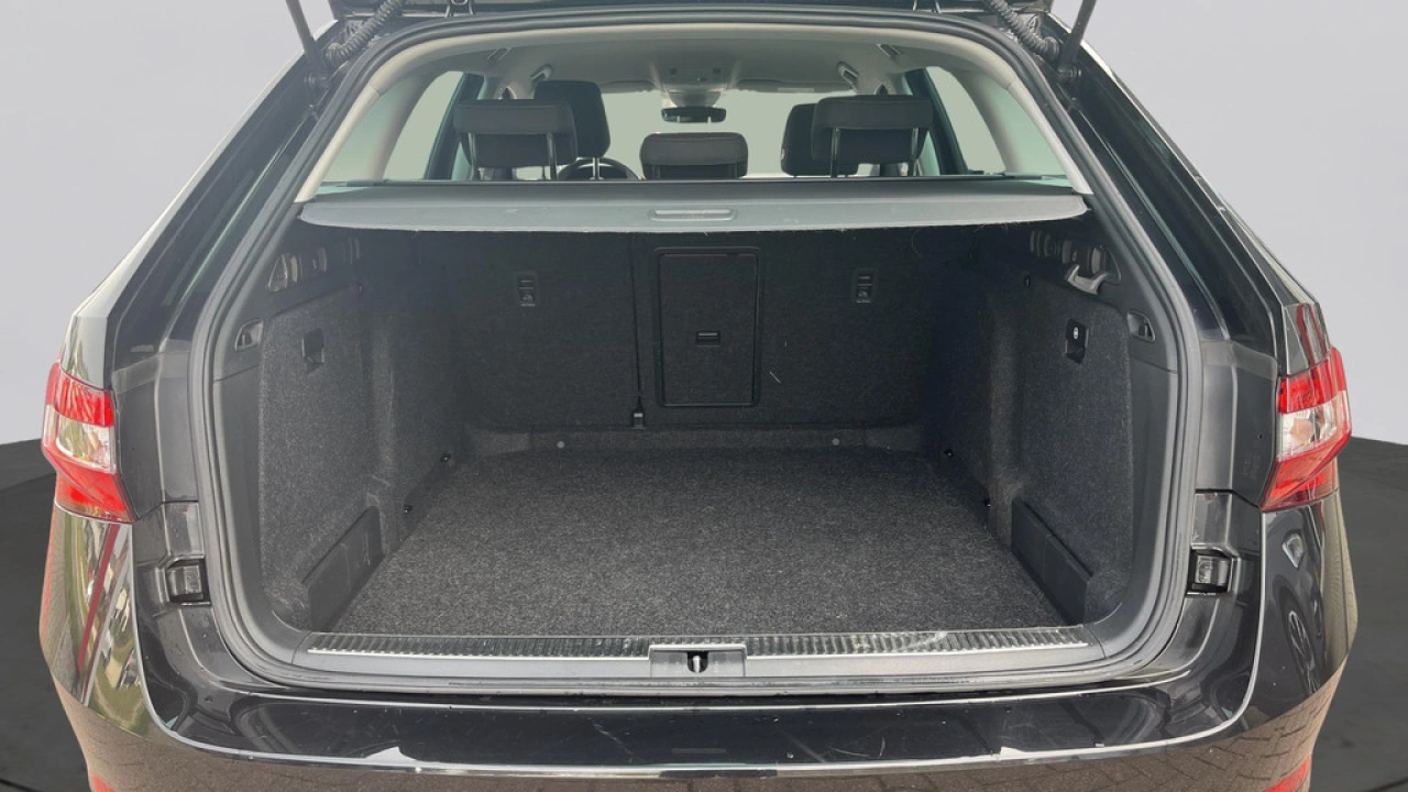 Škoda Superb Combi 1.5 TSI ACT Business Edition