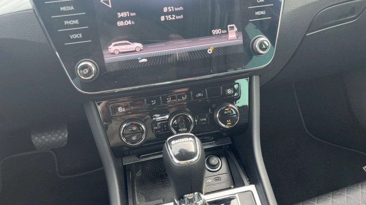 Škoda Superb Combi 1.5 TSI ACT Business Edition