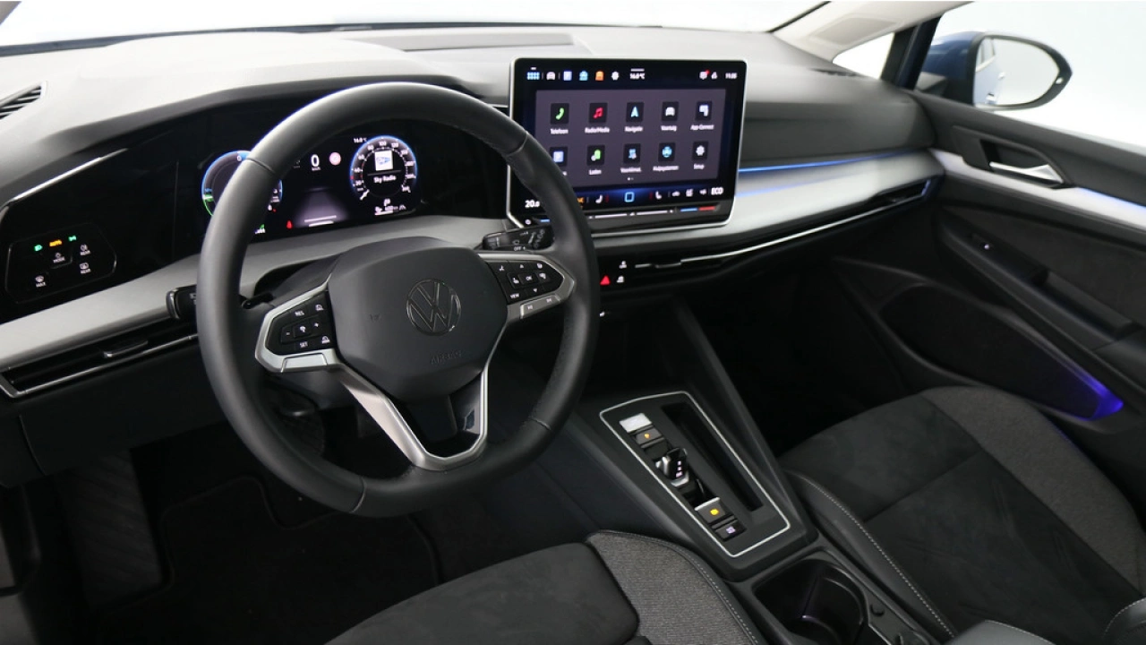 Volkswagen Golf 1.5 eHybrid 204pk Life Edition DSG