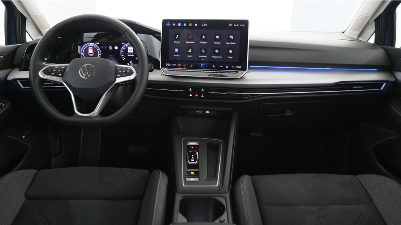 Volkswagen Golf 1.5 eHybrid 204pk Life Edition DSG