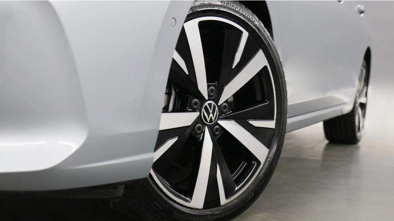 Volkswagen Golf 1.5 eHybrid 204pk Life Edition DSG