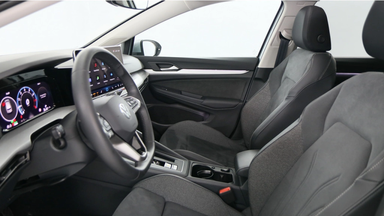 Volkswagen Golf 1.5 eHybrid 204pk Life Edition DSG