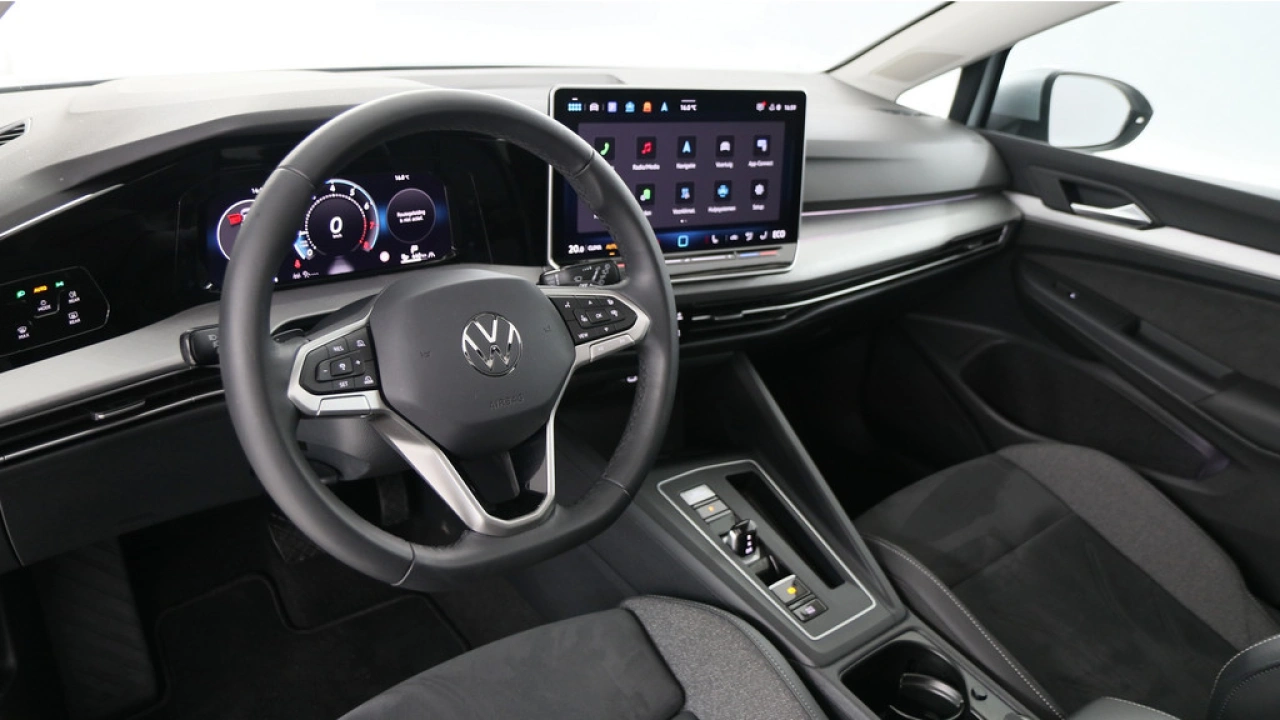 Volkswagen Golf 1.5 eHybrid 204pk Life Edition DSG