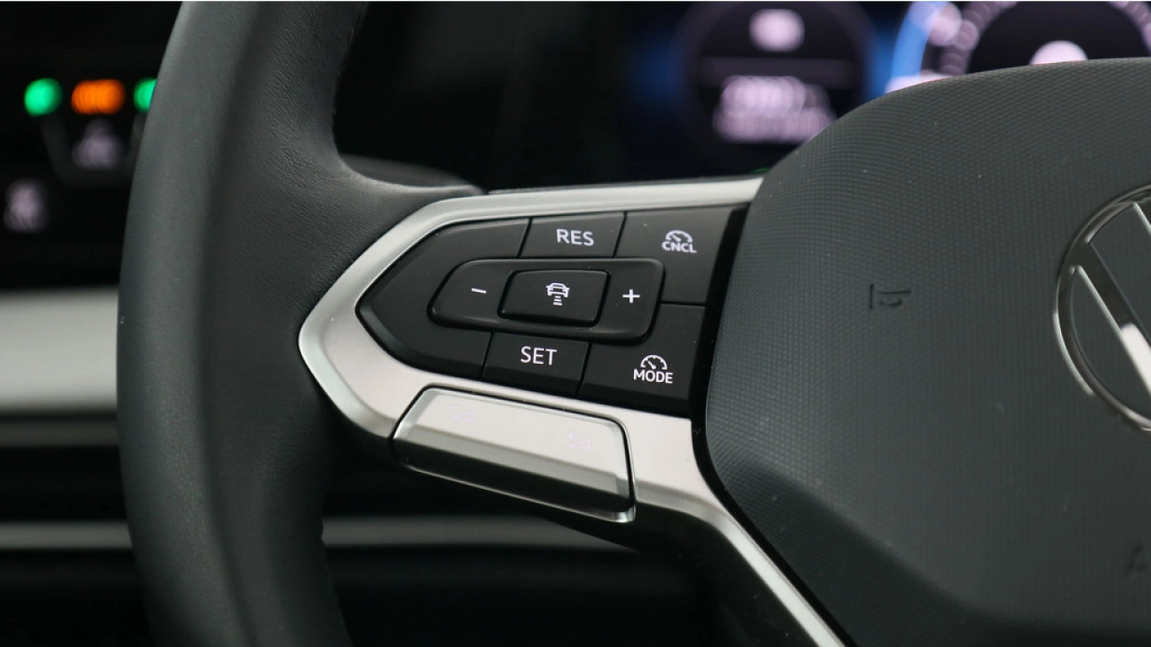 Volkswagen Golf 1.5 eHybrid 204pk Life Edition DSG