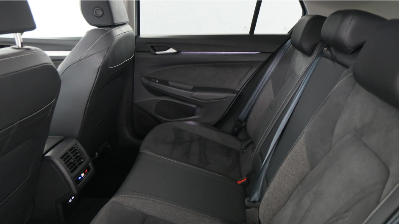 Volkswagen Golf 1.5 eHybrid 204pk Life Edition DSG