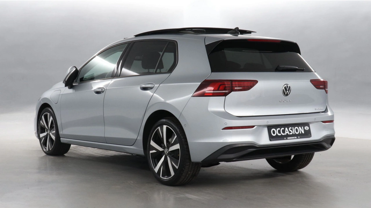 Volkswagen Golf 1.5 eHybrid 204pk Life Edition DSG