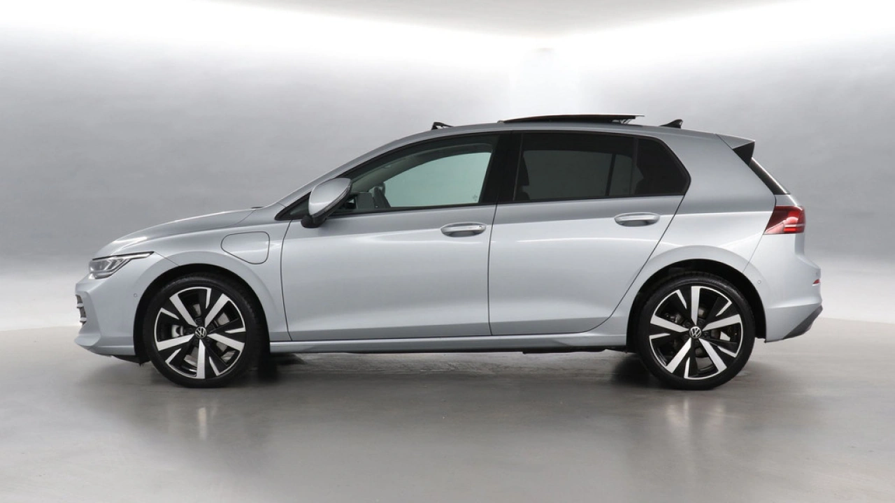 Volkswagen Golf 1.5 eHybrid 204pk Life Edition DSG