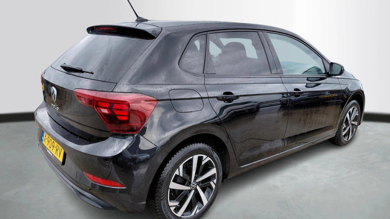 Volkswagen Polo 1.0 TSI Automaat Life Business | Camera | Keyless Entry | VERWACHT |