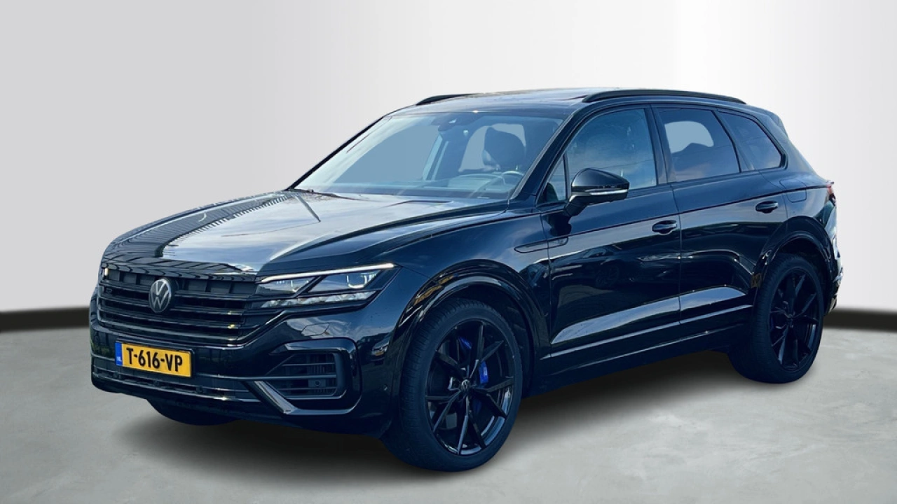 Volkswagen Touareg R 3.0 TSI 462pk 4MOTION Panoramadak Luchtvering Trekhaak