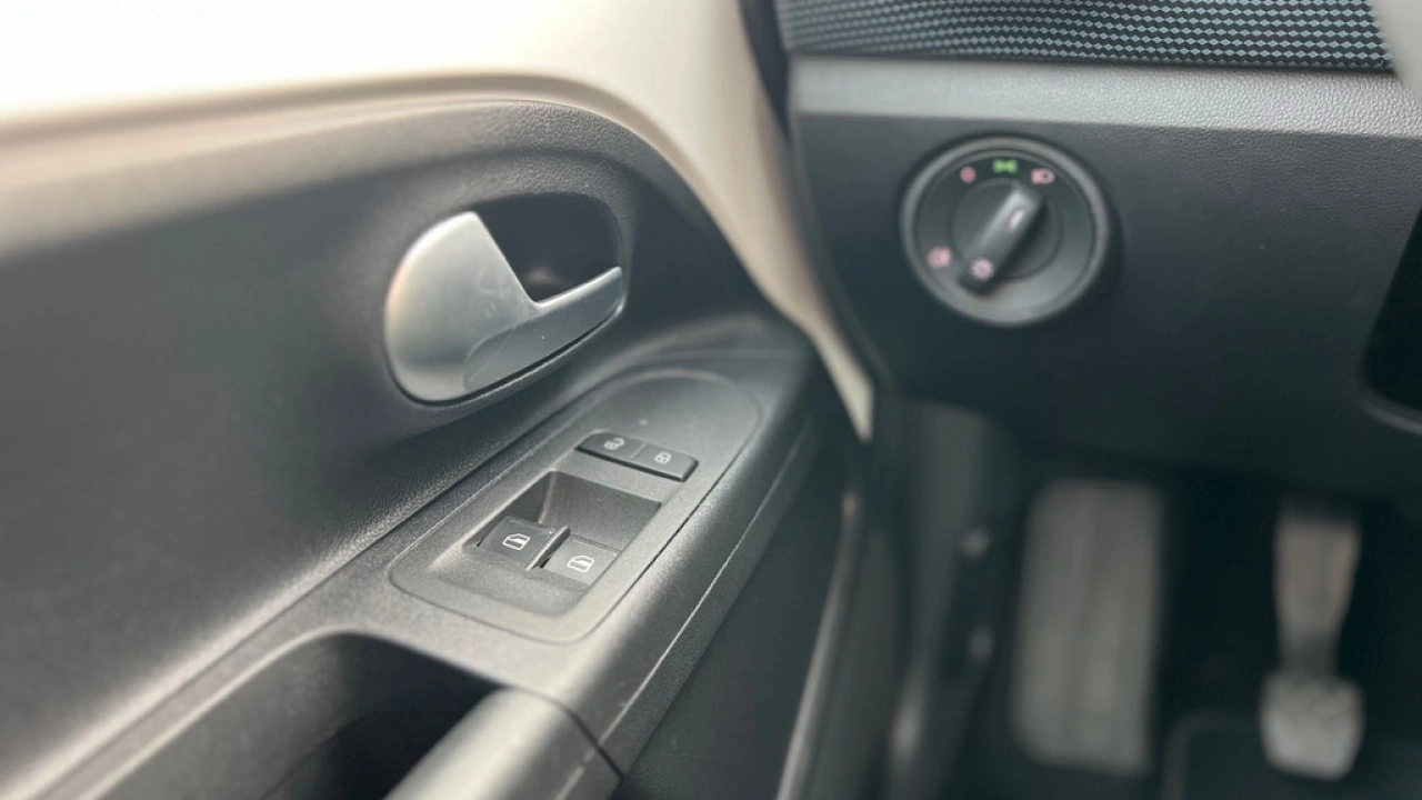 Volkswagen up! 1.0 65pk Airco Bluetooth Lane Assist