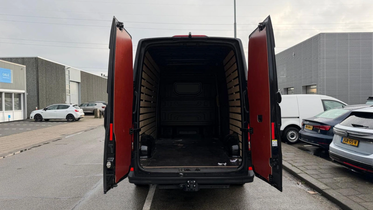 VW Bedrijfswagens Crafter L3H3 2.0 TDI 140pk 3.5T Trendline