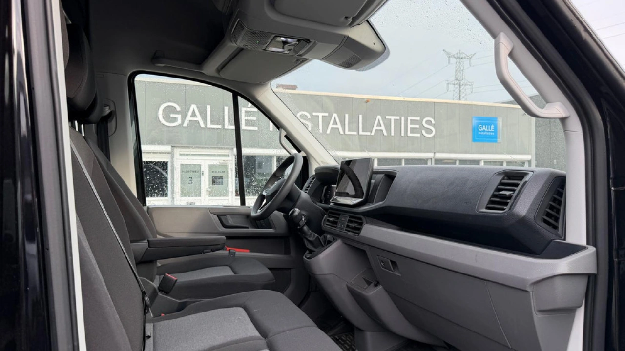 VW Bedrijfswagens Crafter L3H3 2.0 TDI 140pk 3.5T Trendline