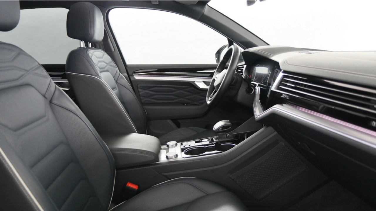 Volkswagen Touareg 3.0 TSI eHybrid 381pk PHEV 4MOTION Elegance