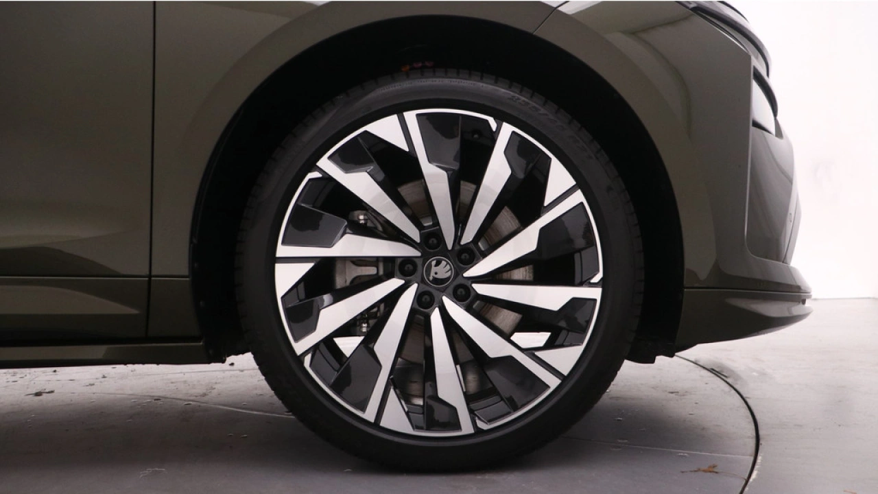 Škoda Enyaq 85 Sportline / Demonstratievoertuig