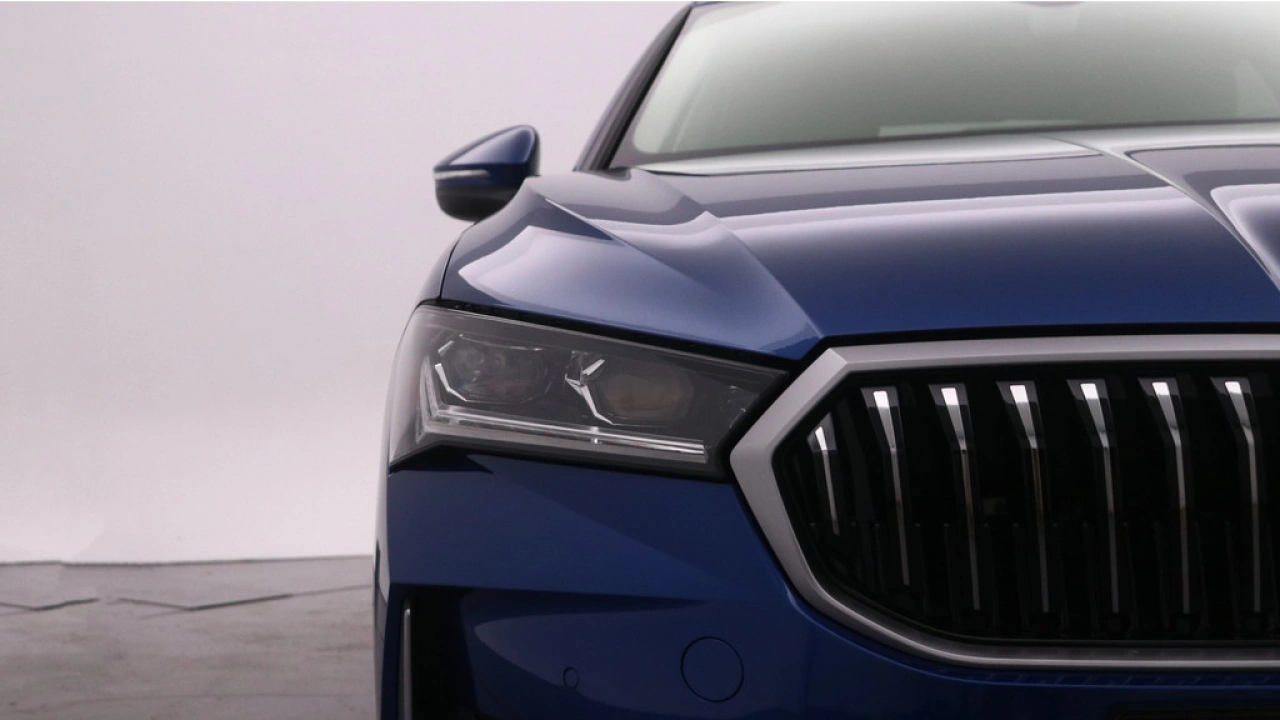 Škoda Superb 1.5 TSI MHEV Business Edition / Demonstratievoertuig