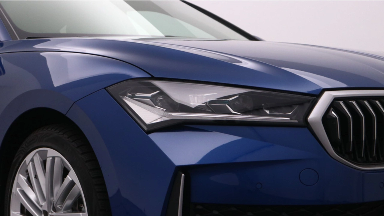 Škoda Superb 1.5 TSI MHEV Business Edition / Demonstratievoertuig