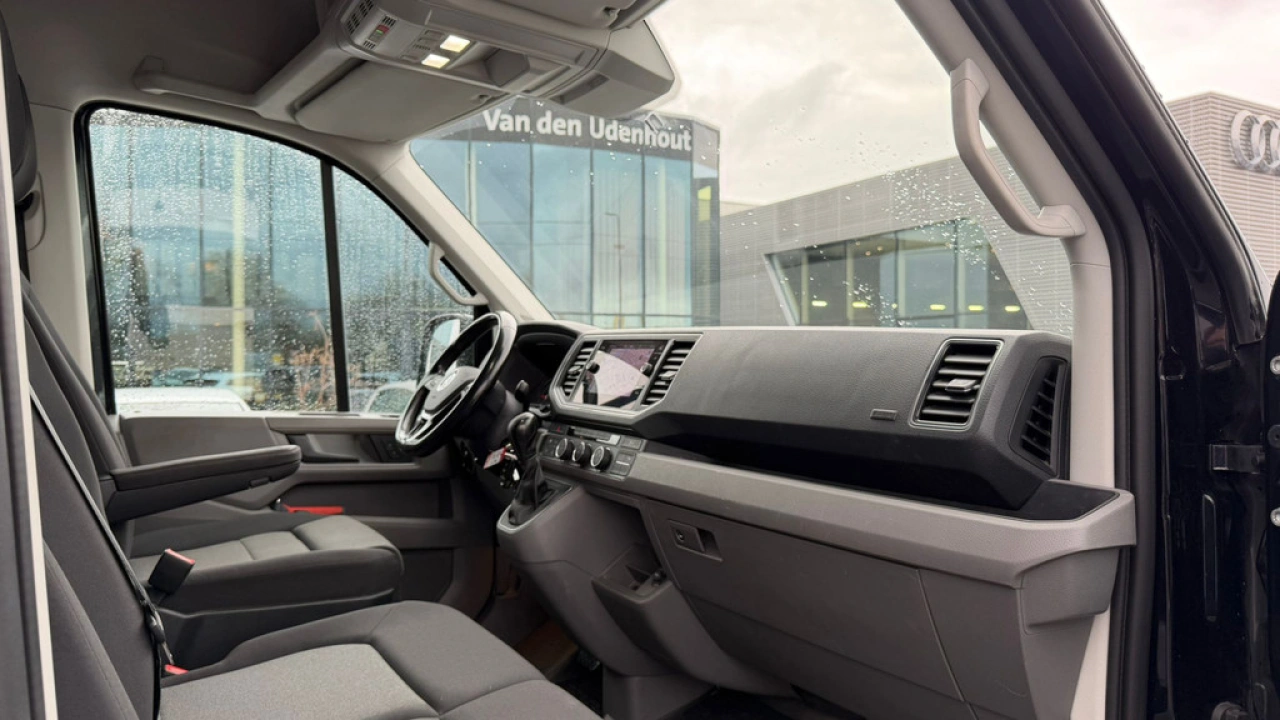 VW Bedrijfswagens Crafter L3H3 2.0 TDI 177pk 3.5T Automaat Exclusive-Edition