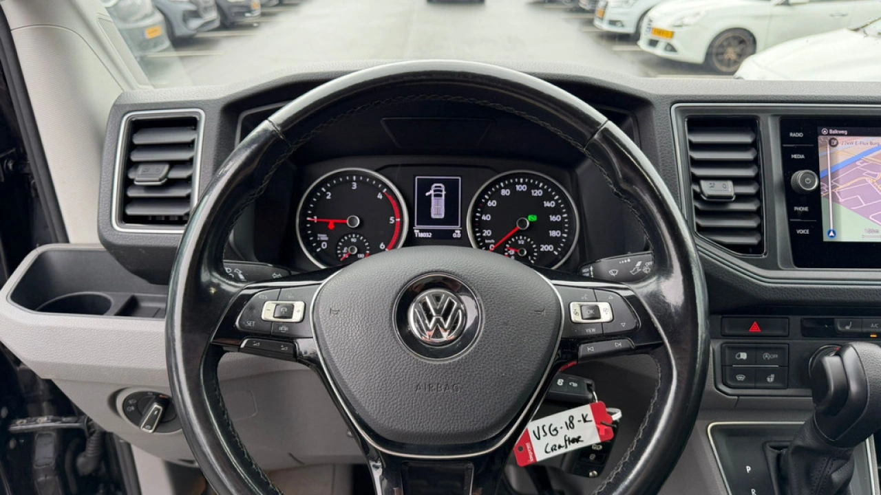 VW Bedrijfswagens Crafter L3H3 2.0 TDI 177pk 3.5T Automaat Exclusive-Edition