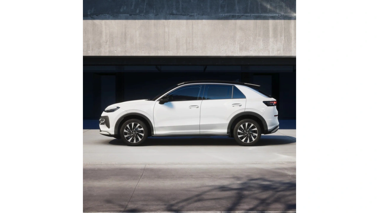 Volkswagen T-Roc 1.5 eTSI 116 7DSG Life First Edition