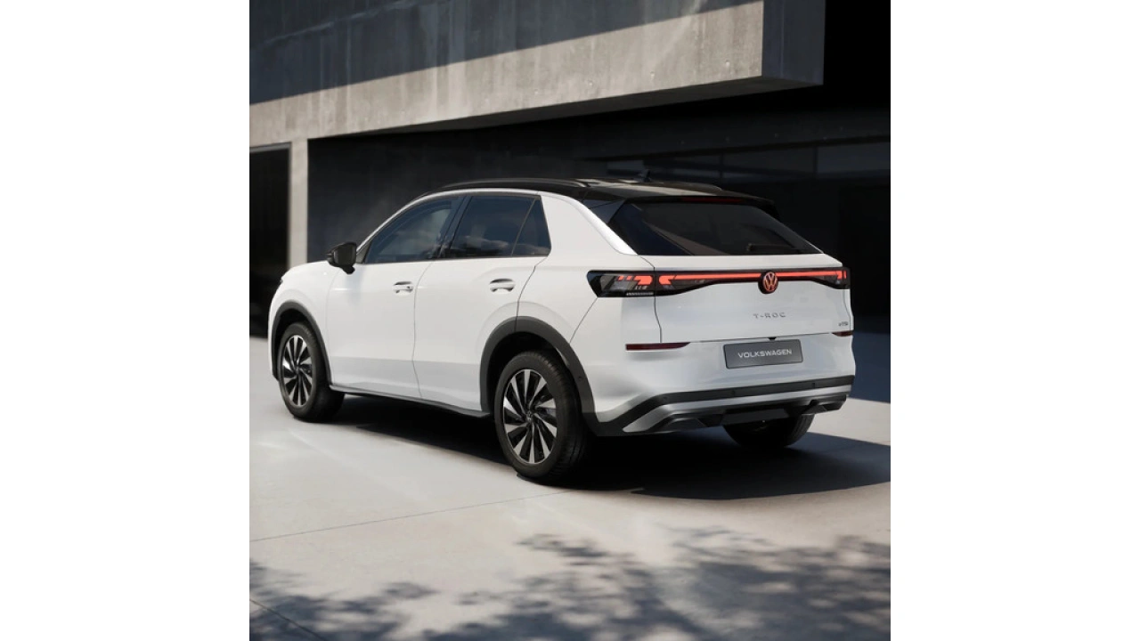 Volkswagen T-Roc 1.5 eTSI 116 7DSG Life First Edition